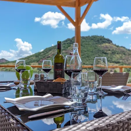 Campingplads De Riri Celles (Languedoc-Roussillon)